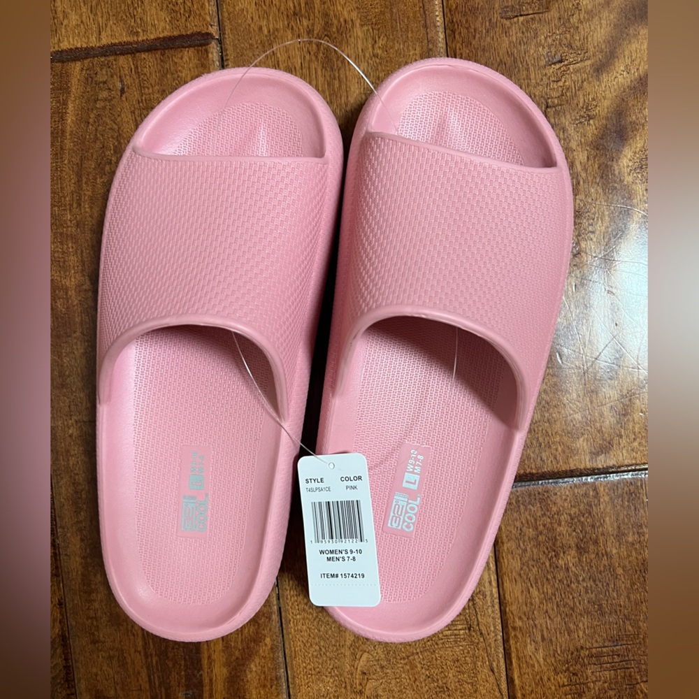 32 Degrees Sandals Unisex Cushion Slide Size Large NIB Pink